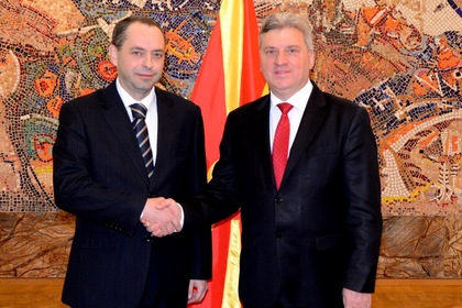 Връчени акредитивни писма на извънредния и пълномощен посланик на Република България в Република Македония Ангел Ангелов на президента на Република Македония Гьорге Иванов